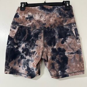 lululemon athletica Tie-Dye Bike Shorts - Black and Brown